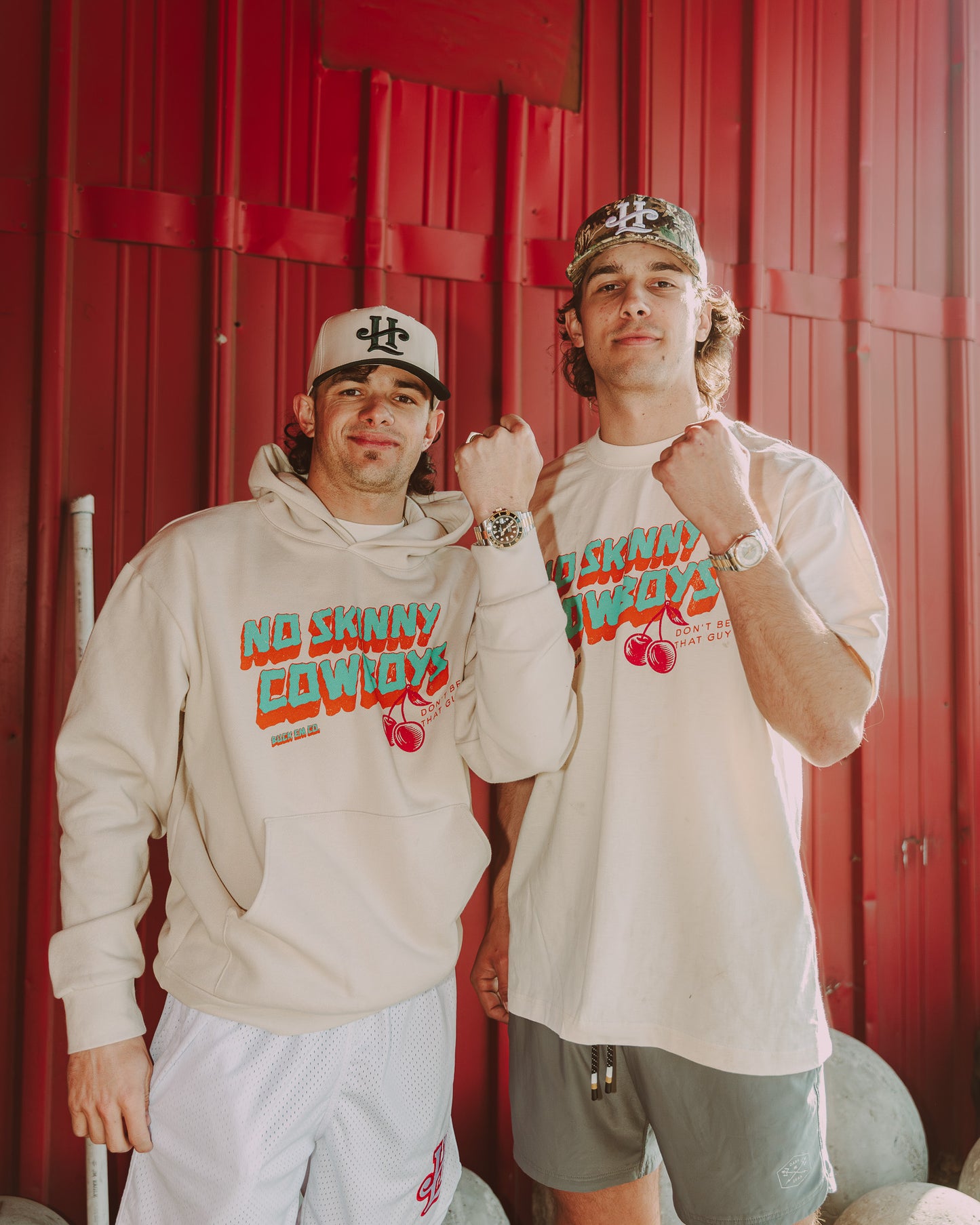 NO SKINNY COWBOYS (T-Shirt)