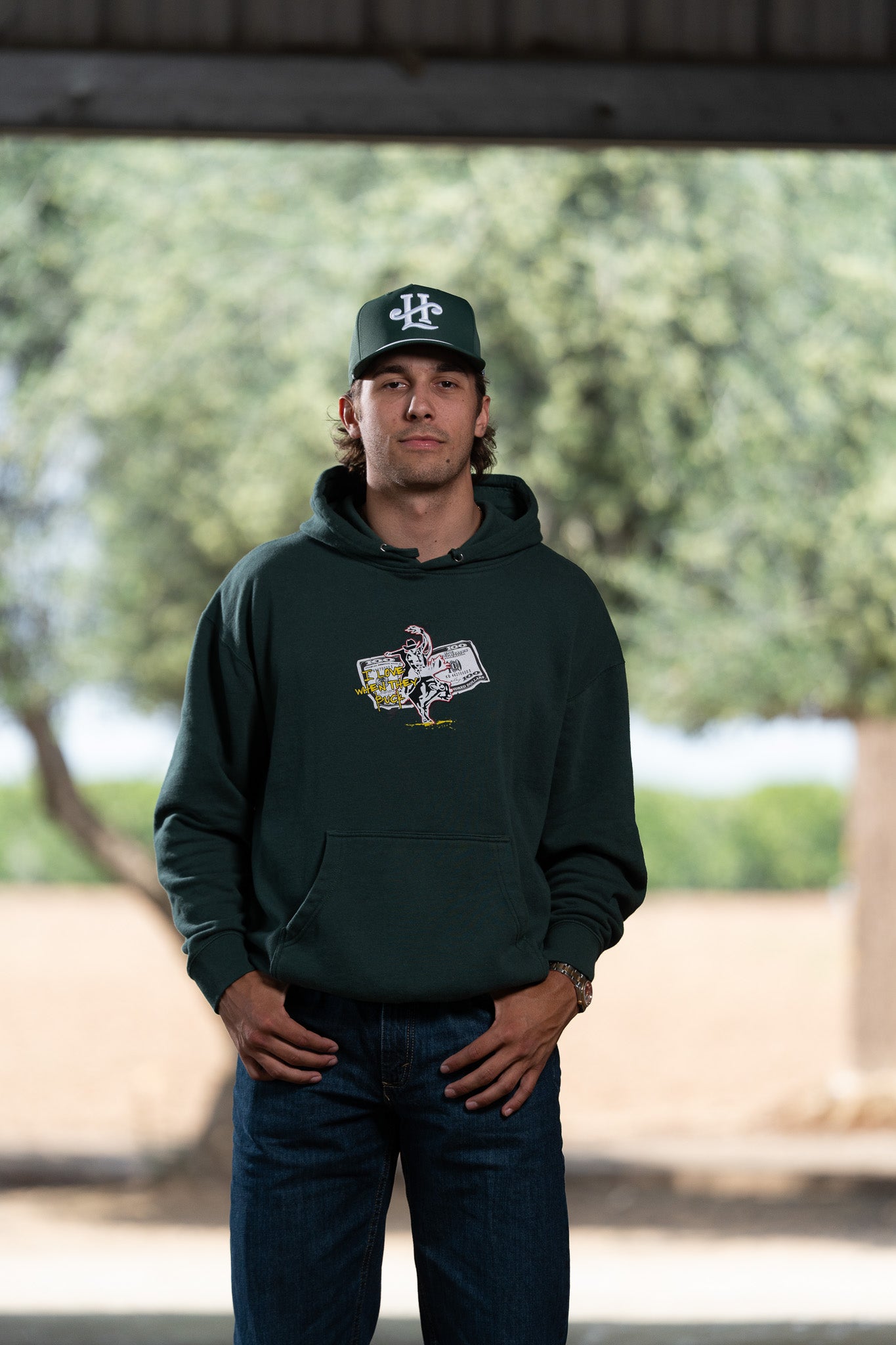 I Love When They Buck (HOODIE)