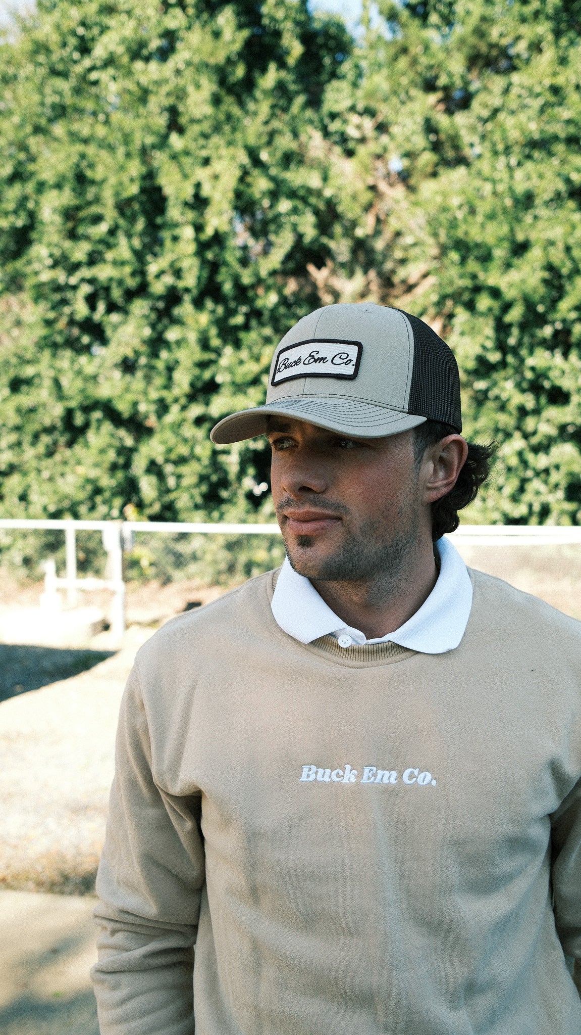 BUCK EM CO CREW (Embroidered - Tan)